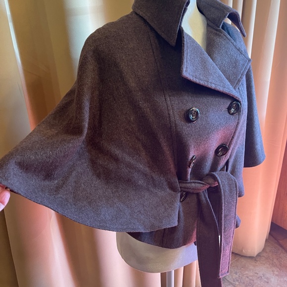Cashmere Belted Double Breasted Cape Coat, Blazer Size XS - Picture 3 of 11
